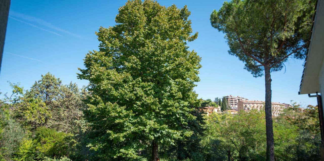 Bright Perugia Apartment Bagian luar foto