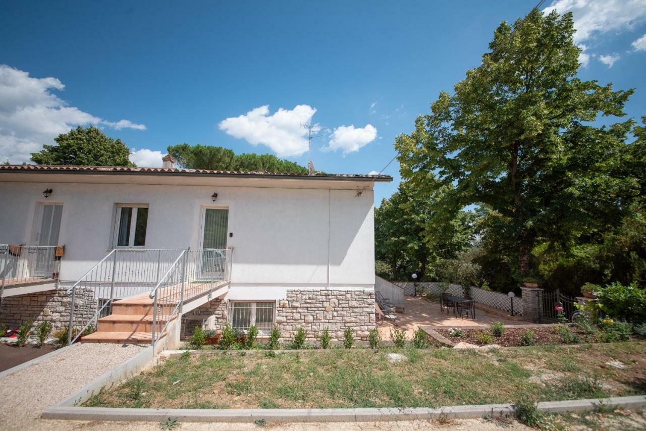 Bright Perugia Apartment Bagian luar foto