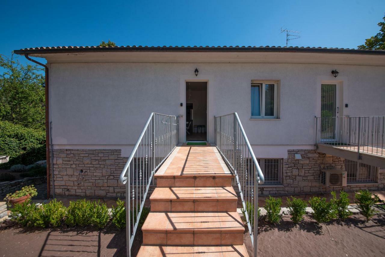 Bright Perugia Apartment Bagian luar foto